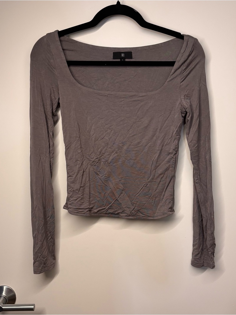 Little Puffy Square Neck Long Sleeve Tee in Gray